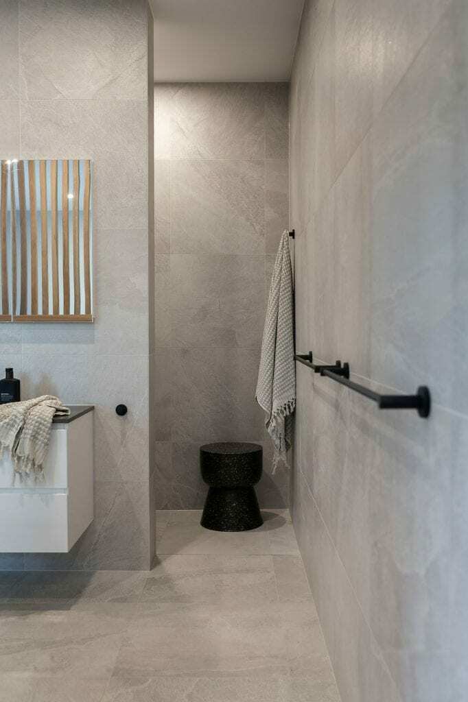 Homes by Howe, knock down rebuild, Deakin, bathroom