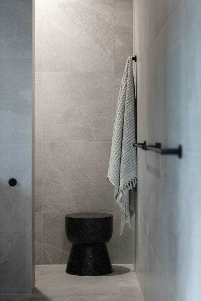 Homes by Howe, knock down rebuild, Deakin, bathroom