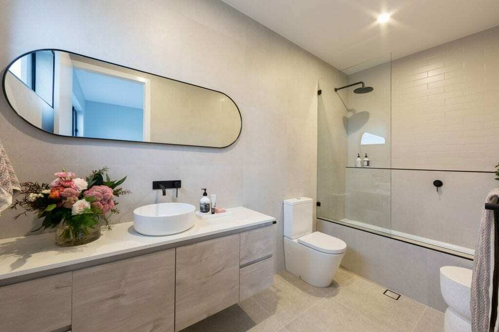 Homes by Howe, knock down rebuild, Red Hill, bathroom, toilet and joint bath shower