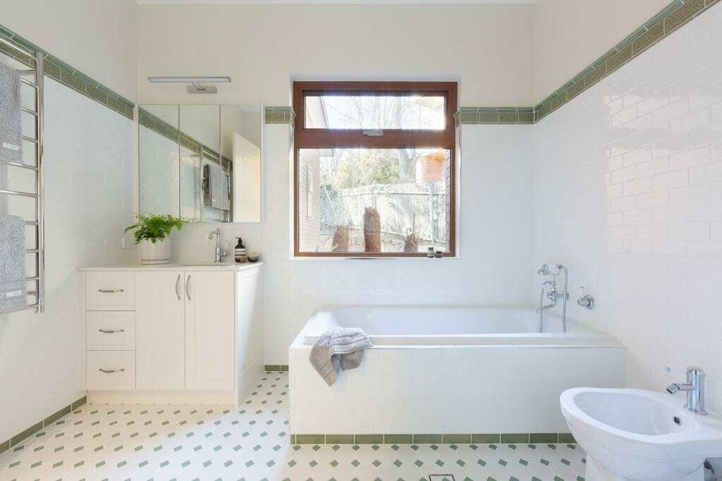 Homes by Howe Canberra builder – Governor Generals' renovation extension – Main bathroom