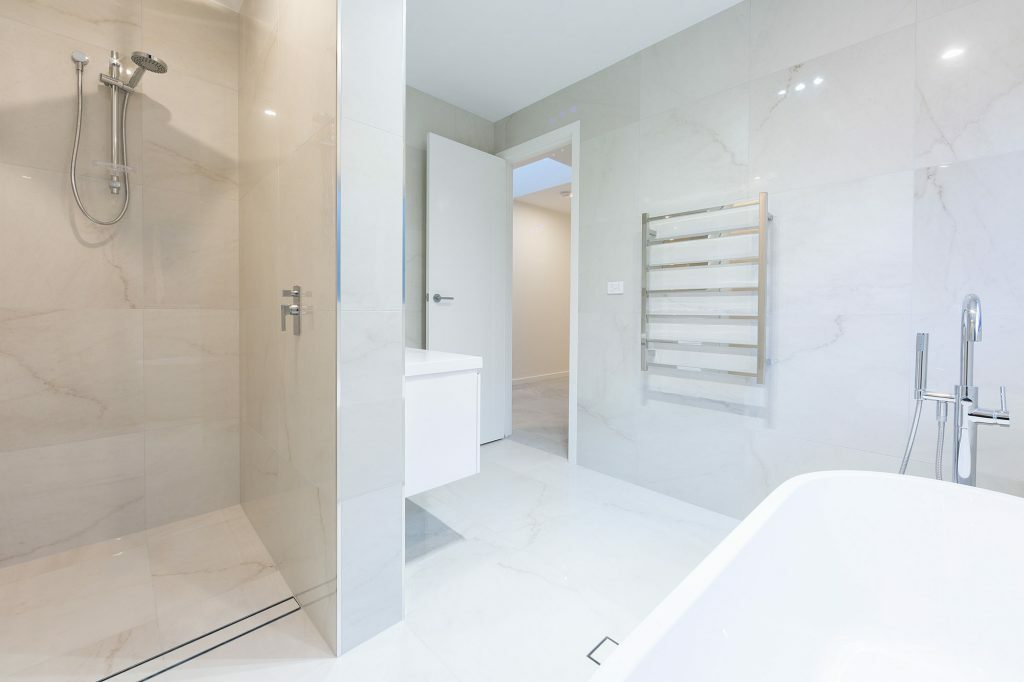 Homes by Howe, knock down rebuild, Deakin, bathroom