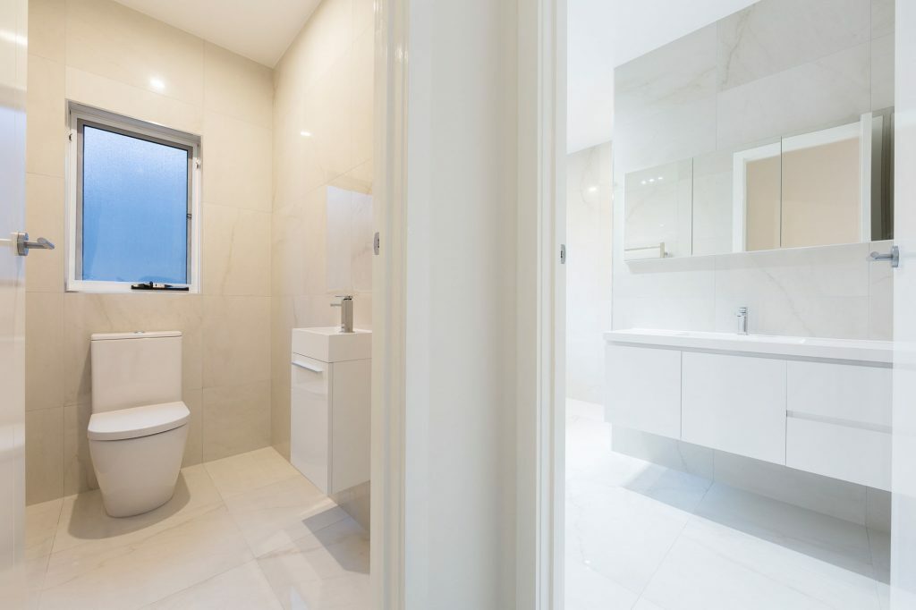 Homes by Howe, knock down rebuild, Deakin, bathroom