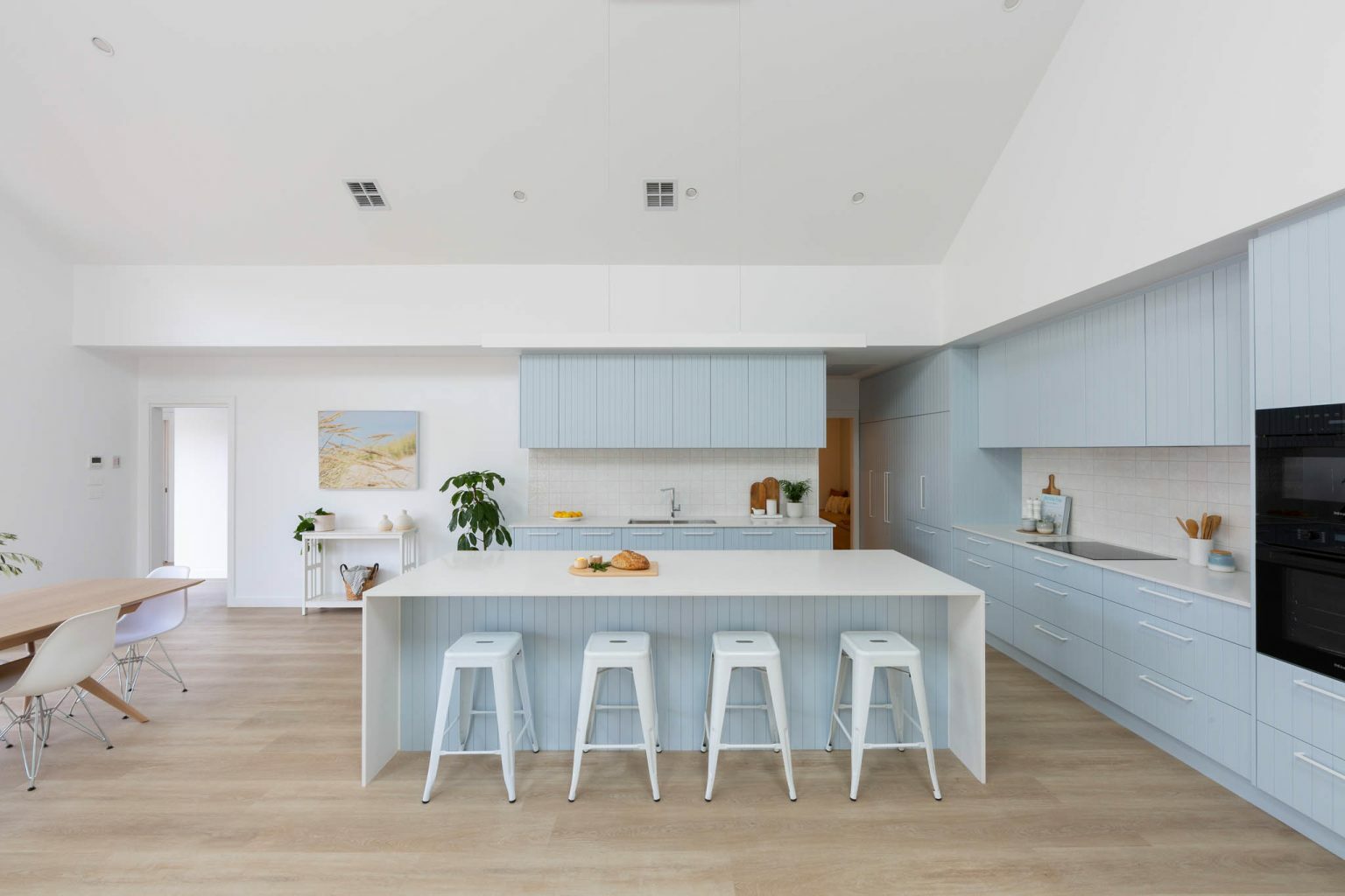 A family home with soaring spaces , Canberra Homes by Howe